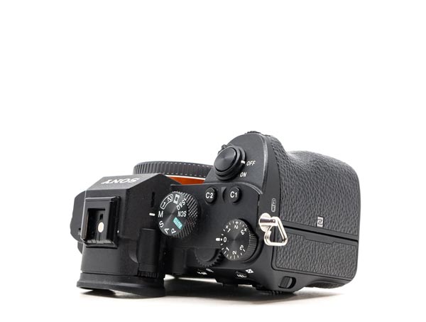 Cámara Sony Alpha A7 III disponible para alquiler profesional en Valenc